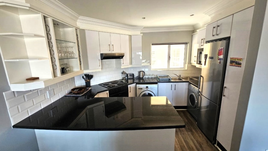 To Let 2 Bedroom Property for Rent in Jeffreys Bay Central Eastern Cape